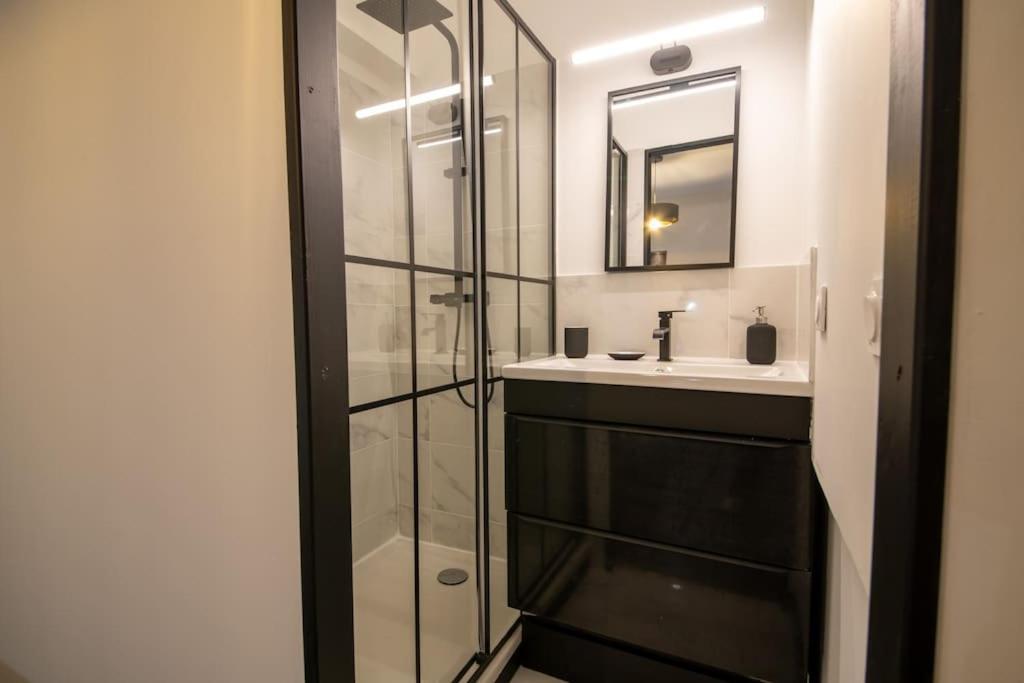 Superbe Appartement Centre Historique Αβινιόν Εξωτερικό φωτογραφία